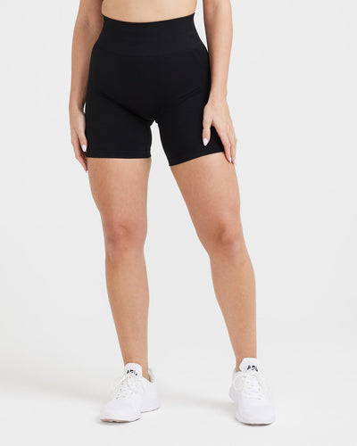 Effortless Seamless Shorts | Black